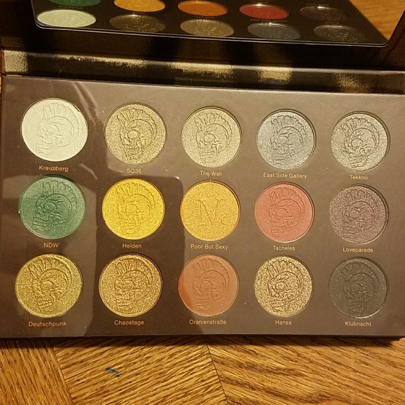 Nomad x Berlin Underground palette - Picture 3 of 5